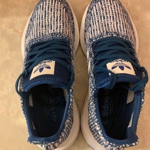 Adidas men’s sneaker! Size 9!